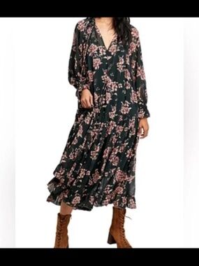 Feeling Groovy Free People Floral Long-Sleeve Midi Dress green &Pink Rose Print